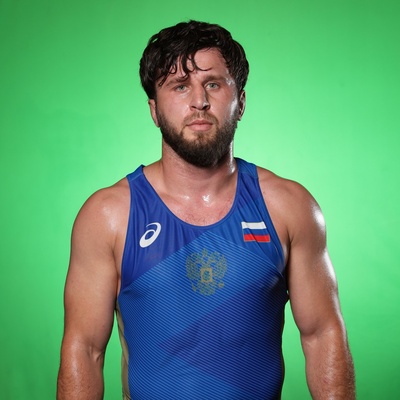 Slavik Naniev